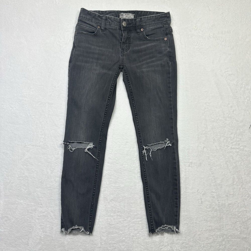 Free People Jeans Womens 25 Black Fade Stretch Midrise Skinny Distressed Raw Hem